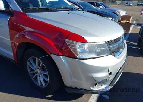 2014 Dodge Journey Sxt z USA, uszkodzony, nr VIN 3C4PDCBG3ET229894
